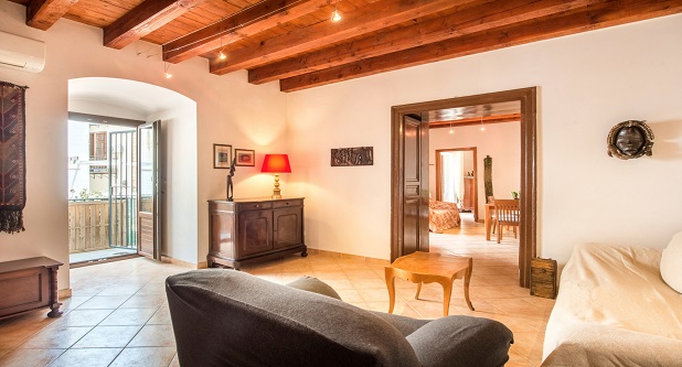 Nice Apartment in Palazzo Vatticani by Wonderful Italy